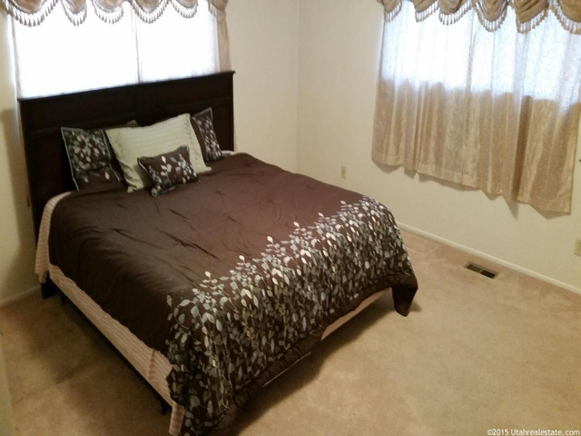606 W 1300 N, Clinton, UT 84015 — photo 10