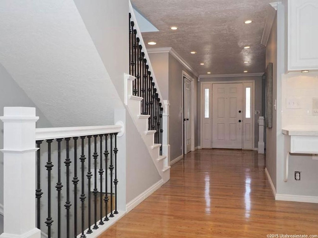 8220 S 2660 E, Sandy, UT 84093 — photo 6