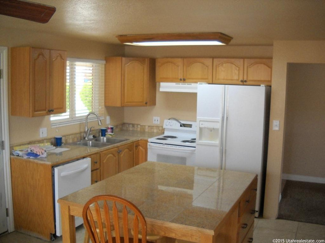 6069 S 2125 W, Roy, UT 84067 — photo 5