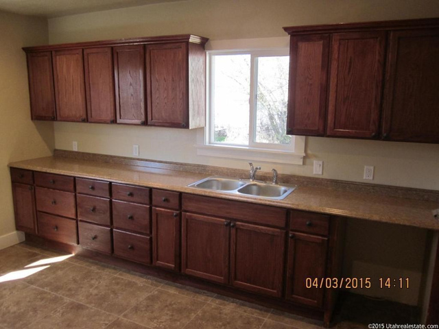 131 E 300 S, Spanish Fork, UT 84660 — photo 9