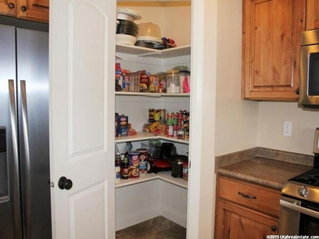 356 S 400 East E, Hyrum, UT 84319 — photo 11