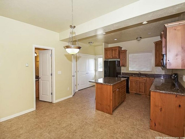 490 E 700 S #510, Clearfield, UT 84015 — photo 4