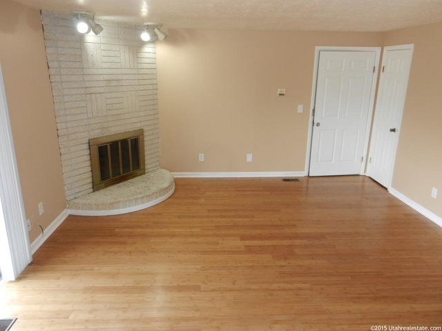 5545 S 2100 W #2, Roy, UT 84067 — photo 3