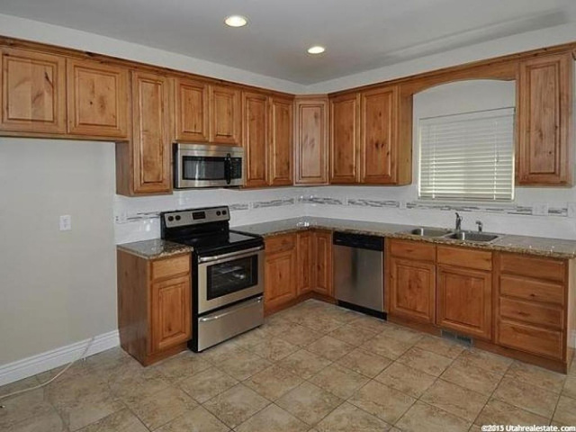 7766 S Rustic Pine Cv E, Midvale, UT 84047 — photo 5