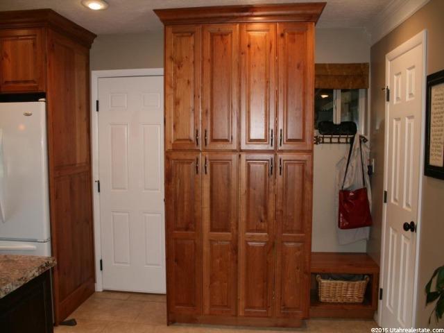 1850 S Oakmont Dr E, Bountiful, UT 84010 — photo 4