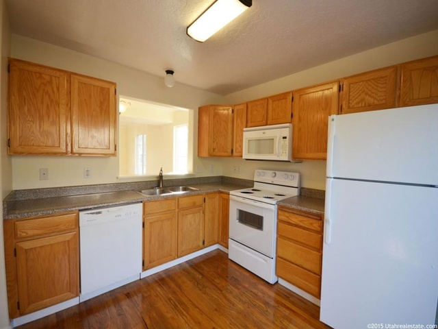 934 N Independence Ave, Provo, UT 84604 — photo 8