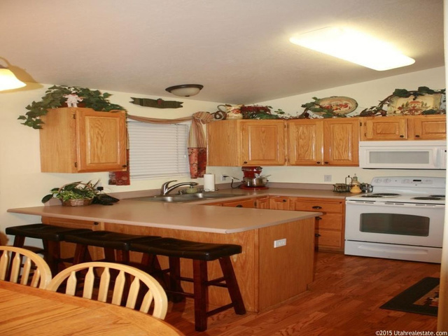 494 E 760 S, Nephi, UT 84648 — photo 8