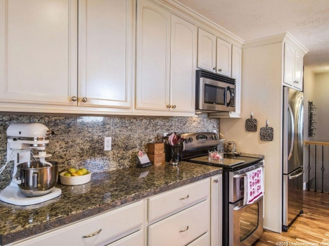 1784 S Davis Blvd, Bountiful, UT 84010 — photo 8
