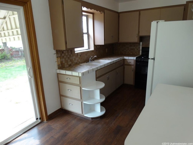 1057 E 37th St S, Ogden, UT 84403 — photo 8