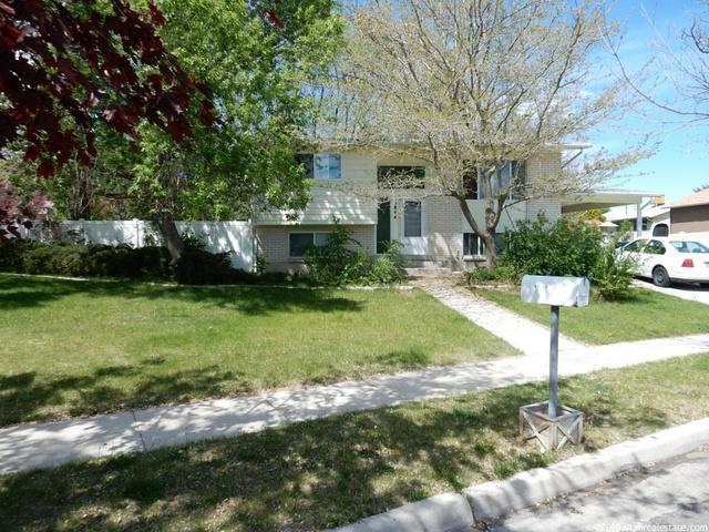 5844 S Cinnamon Dr W, Taylorsville, UT 84129
