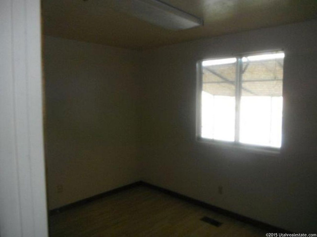 49 E 525 N, Layton, UT 84041 — photo 6