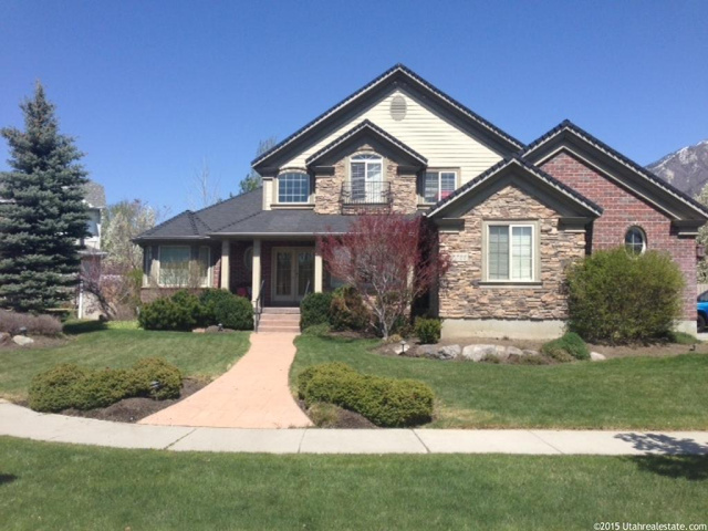 1709 E Torrey Pines Cir, Draper, UT 84020