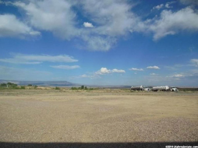 6300 S 1500 E, Vernal, UT 84078 — photo 12