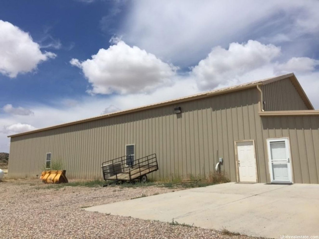 6300 S 1500 E, Vernal, UT 84078 — photo 7