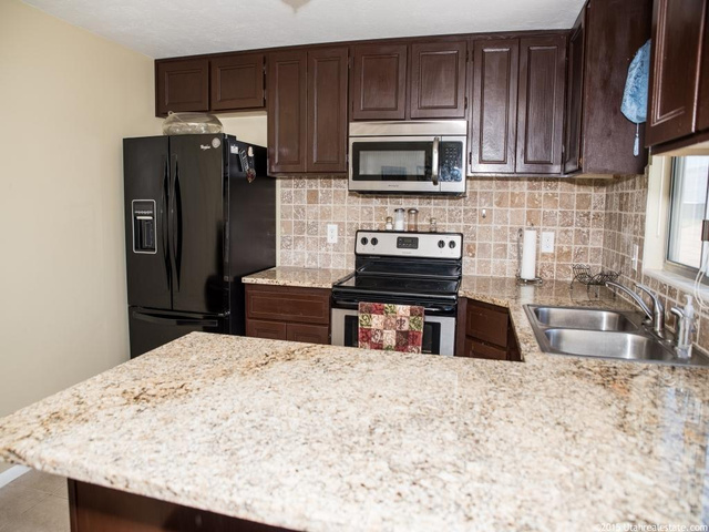 4792 S 3600 W, Roy, UT 84067 — photo 6