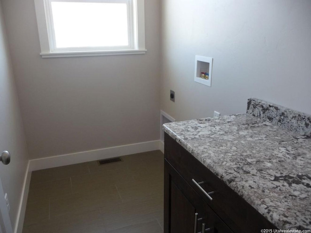 1110 E 420 S, Smithfield, UT 84335 — photo 9