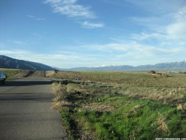 225 N 900 E #1, Hyde Park, UT 84318 — photo 8