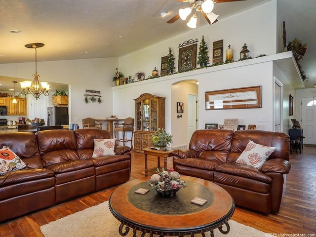 231 W 575 S, Layton, UT 84041 — photo 10