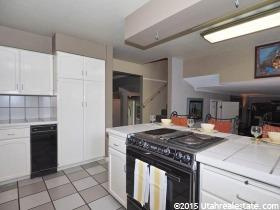 2089 E Donelson Ln, Holladay, UT 84117 — photo 4