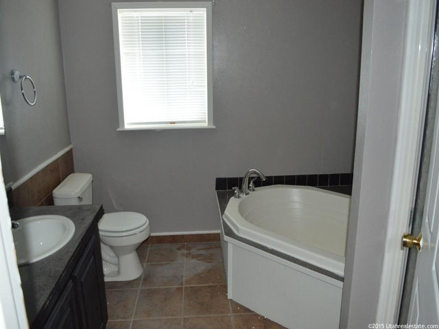 6647 E 6750 S, Jensen, UT 84035 — photo 3