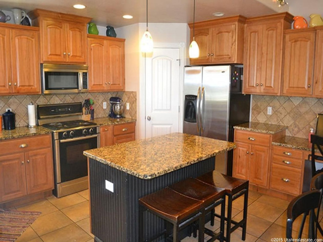 1463 W 1020 N, Clinton, UT 84015 — photo 5