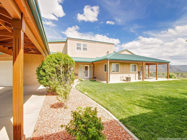 2756 E Highway 144, New Harmony, UT 84757 — photo 2
