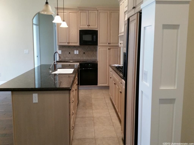 832 N Double Eagle Dr, Midway, UT 84049 — photo 4