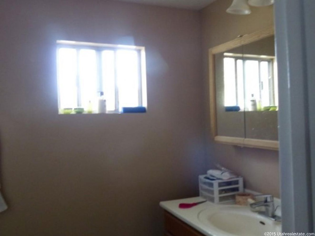 80 S 100 E, Orangeville, UT 84537 — photo 9