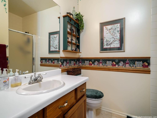 820 E 1850 N, North Ogden, UT 84414 — photo 11