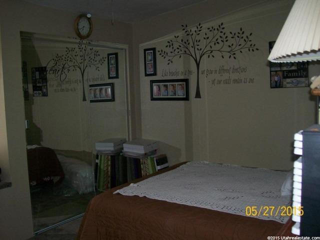 465 E Kings Ln, Green River, UT 84525 — photo 4