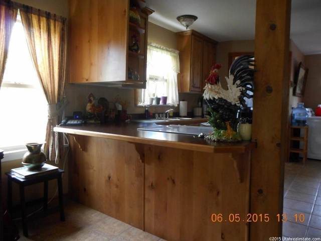 196 S 100 E, Nephi, UT 84648 — photo 8