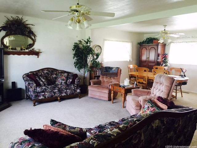 482 N 400 E, Spring City, UT 84662 — photo 2
