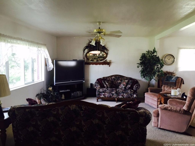 482 N 400 E, Spring City, UT 84662 — photo 3