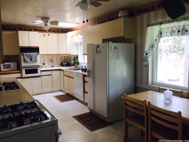 482 N 400 E, Spring City, UT 84662 — photo 10