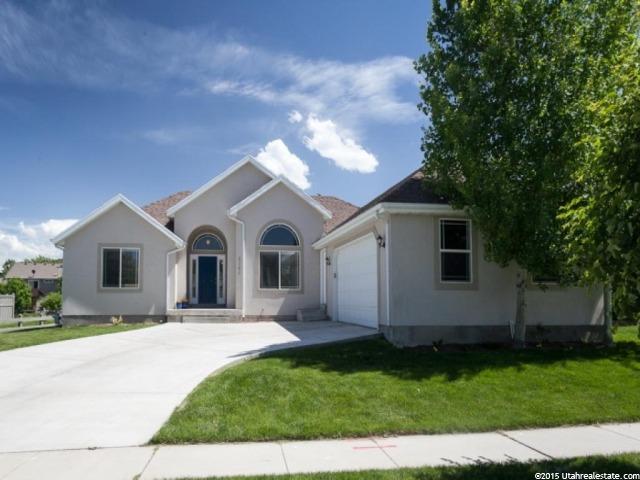 3102 E TINAMOUS DR, Eagle Mountain UT 84005