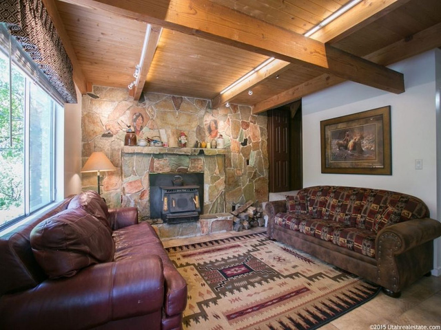 209 Ashley Dr, Oakley, UT 84055 — photo 4