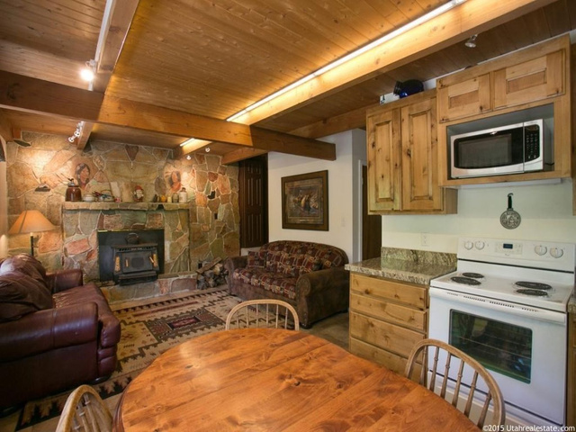 209 Ashley Dr, Oakley, UT 84055 — photo 10