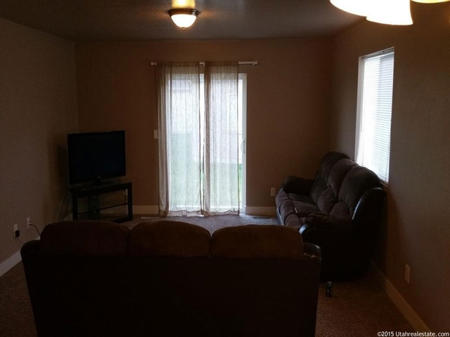 482 E 640 S, Vernal, UT 84078 — photo 2