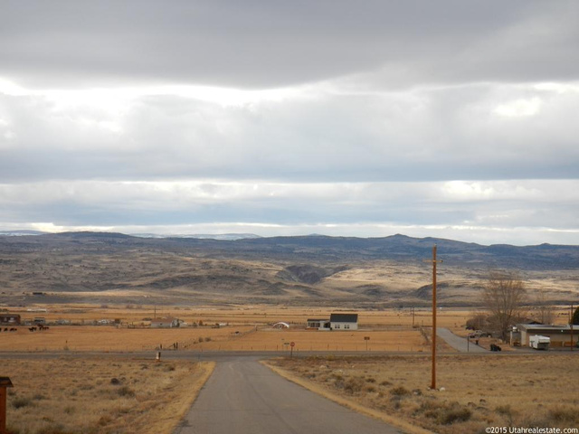 106 E 400 S #6, Bicknell, UT 84715 — photo 3