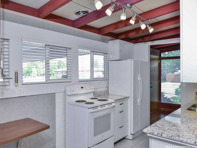 126 E 6740 S, Midvale, UT 84047 — photo 7