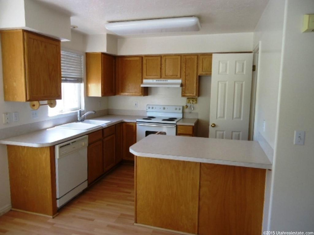 268 S 500 E #E1, Clearfield, UT 84015 — photo 2