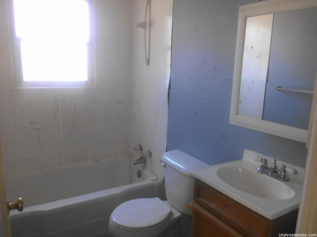 451 N 400 E, Roosevelt, UT 84066 — photo 3