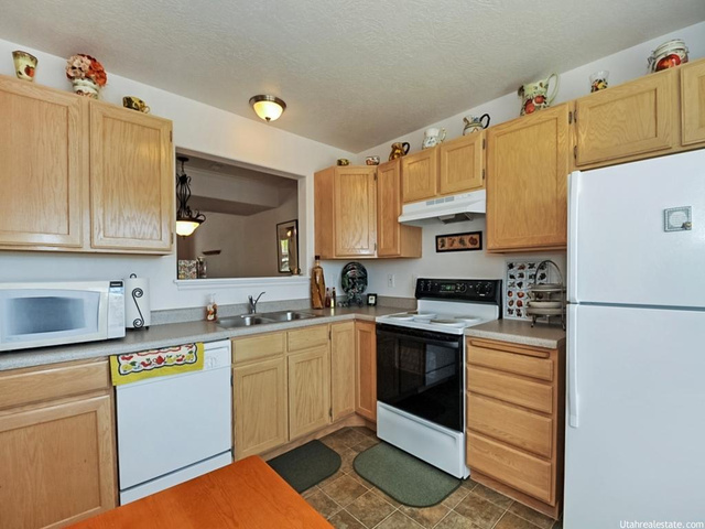 844 E Hamlet S. Cir S #119, Midway, UT 84049 — photo 11
