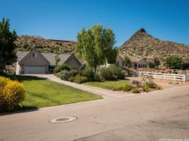 33 N Ocotillo St E, Toquerville, UT 84774 — photo 5