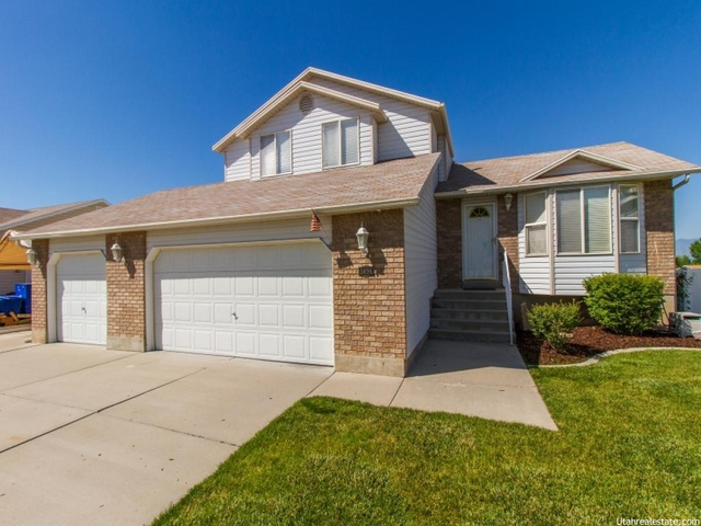 5694 W Hunter Hollow Dr W, West Valley City, UT 84128