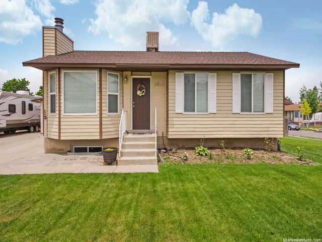 6966 W 3980 S, West Valley City, UT 84128
