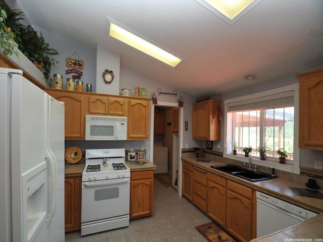 3004 E 3350 N, Eden, UT 84310 — photo 12