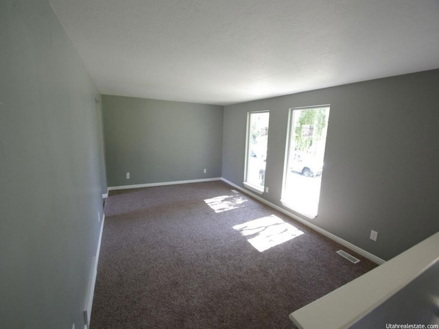2448 N 890 W, Clinton, UT 84015 — photo 10