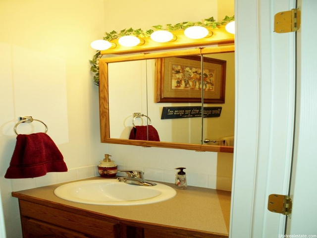 305 S 3rd E, Preston, ID 83263 — photo 11