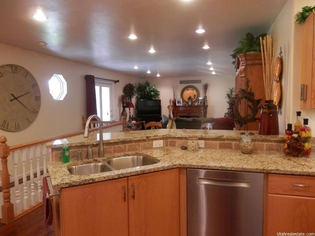 16 Winding Way, Logan, UT 84321 — photo 6